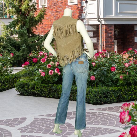 Vintage Ms Pioneer Fringe Western Hippie Boho Festival Suede Leather Vest - Picture 4 of 6